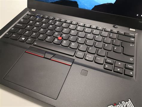 🥇 Lenovo ThinkPad T490s