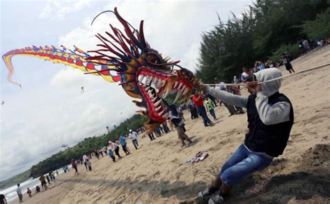 Festival Layang Layang Hias Tanjung Lesung Berlangsung Meriah Okezone