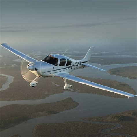 Cirrus Sr20 Cabin