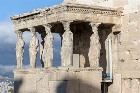 El Pórtico De Las Cariátides En El Erechtheion Un Templo Del Griego