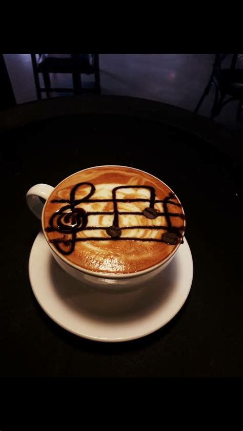 Mocha and latte art