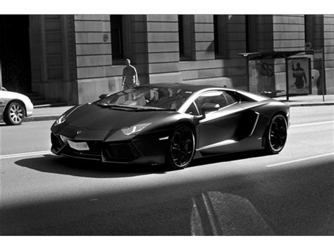 Luxury Lamborghini Cars: Lamborghini Aventador Black