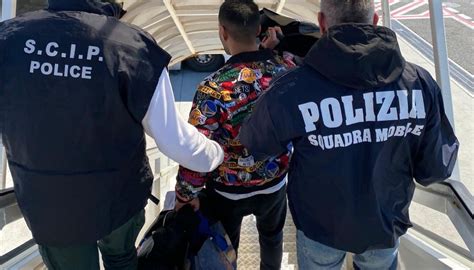 Latitante Con Mandati Di Arresto Catturato In Belgio Dalla Polizia