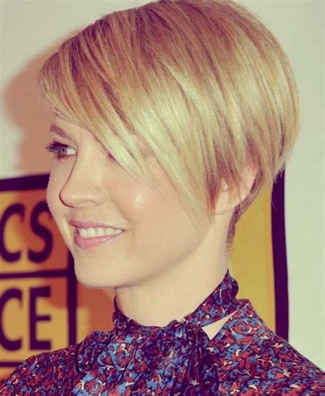 15 Chic Short Haircuts Most Stylish Short Hair Styles Ideas Pop Haircuts In 2024 Short Hair