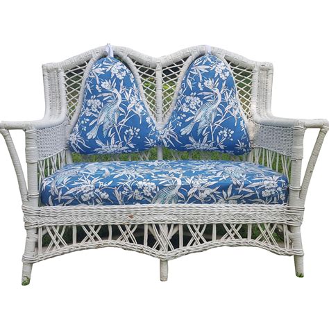 Shapely Vintage Bar Harbor Wicker Settee Circa 1920s Rubylanecom