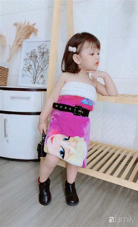 Ở nhà quá chán hot mom Hà Nội nảy ra ý định lấy quần đùi của chồng cosplay cho con gái tuổi