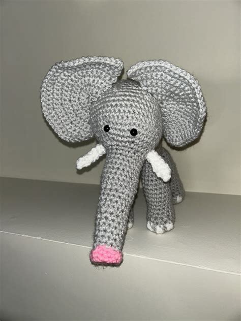 ELEPHANT - FLUFFY FROM SESAME STREET - Nana's Crochet Shoppe