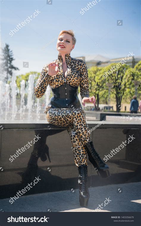 Sexy Curvy Blonde Woman Short Hair Stock Photo 1403356679 Shutterstock