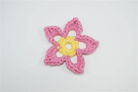 How To Crochet Easy Flowers For Beginners Best Flower Site