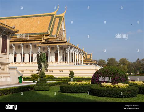 The Silver Pagoda Wat Preah Keo Morokot Temple Of The Emerald Buddha