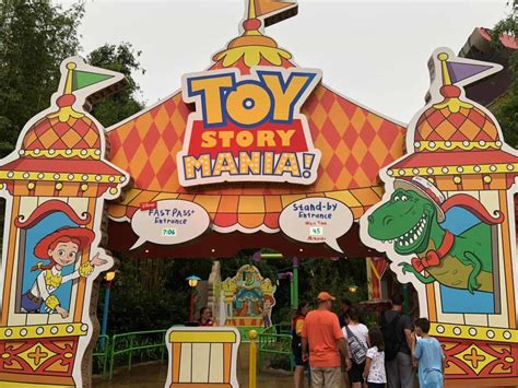 VIDEO PHOTOS Reimagined Toy Story Mania Queue Exit Opens With Toy