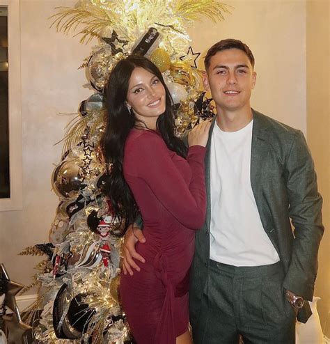 FOTO Natale A Tinte Giallorosse Dybala Festeggia Con Paredes E La