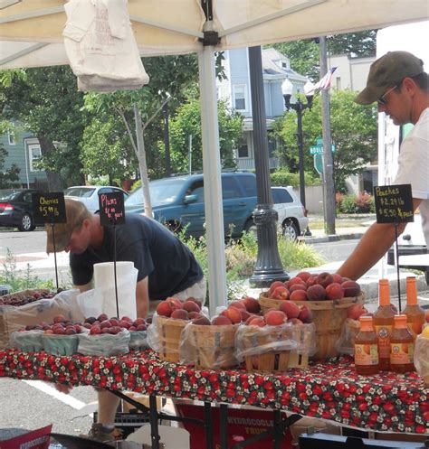 Fresh Local Produce At Westfield New Jerseys Farmers Market Eat