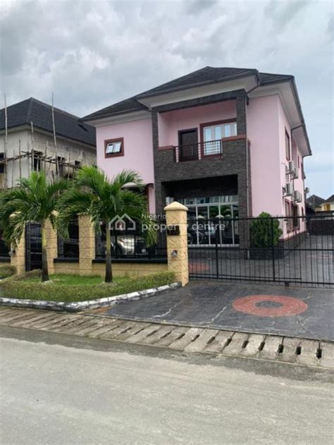 For Sale Luxurious And Exquisitely Finished 4 Bedrooms Detached Duplex