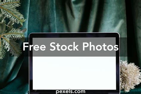 Christmas Laptop Background Photos, Download The BEST Free Christmas Laptop Background Stock ...