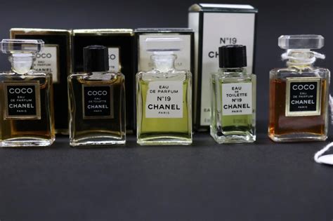 Sold Price Collection Of Chanel Samples No19 Coco Etc Display