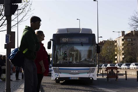 Adesão à greve na STCP no Porto ronda os 85 Sindicato denuncia pressões