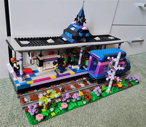 Train Station & Train I've built : r/lego