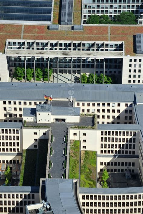 Luftbild Berlin Gebäudekomplex des Ministeriums Auswärtiges Amt auch