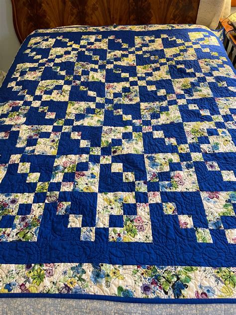 Blue And Floral Quilt Etsy Floral Quilt Blue Quilt Patterns Colorful Quilts