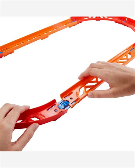 Riachuelo Pista De Percurso E Ve Culo Hot Wheels Track Builder