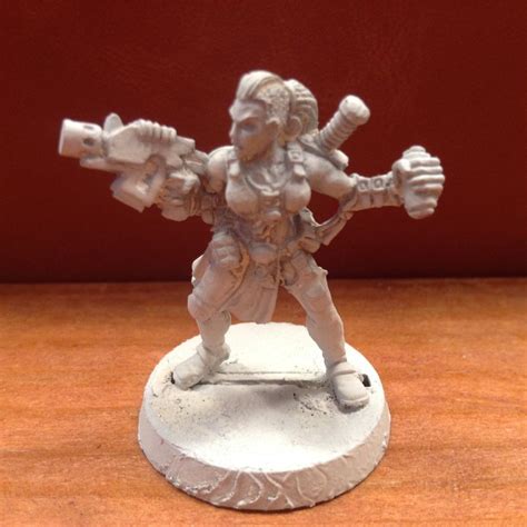 Necromunda Escher Ganger W Grenade Bolt Pistol Metal Figure