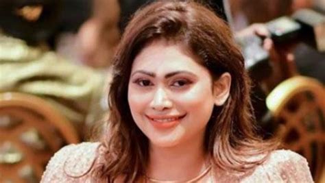 පියුමි හංසමාලිට නීති විරෝධී වත්කම් විමර්ශන කොට්ඨාසයට කැඳවීමක් Read Sri Lanka