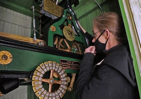 Photos Setting The Heritage Center Clock Back An Hour