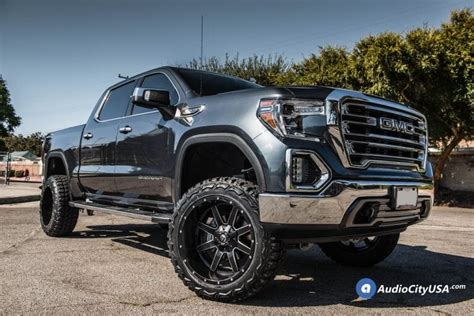 22 Fuel Wheels D538 Maverick Black Milled Off Road Rims For 2019 GMC