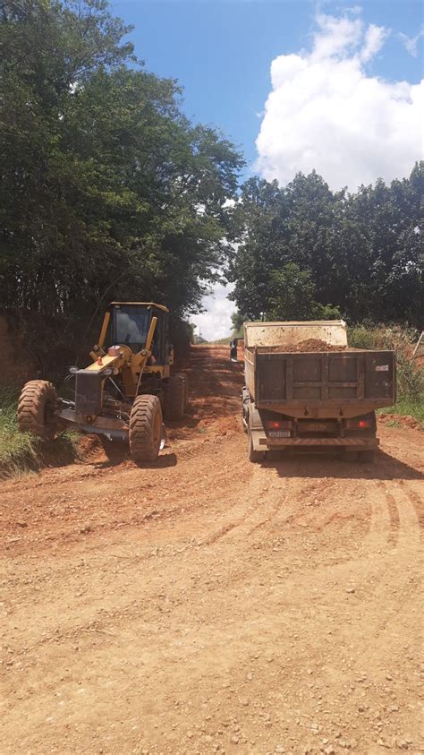 Notícia ESTRADA DO CONTORNO PREFEITURA PROMOVE MELHORIAS NESSA VIA