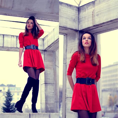 Venta Vestido Rojo Con Botas En Stock