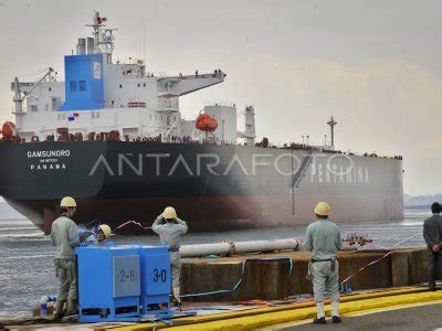 KAPAL TANKER BARU PERTAMINA ANTARA Foto