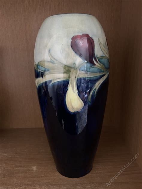 Antiques Atlas Moorcroft Early Large Rare Pansy Bud Vase