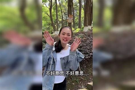 小朋友注意安全啊，这次我救了你，下次可不能这样了 小朋友