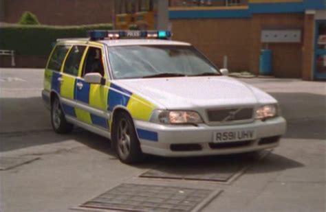 IMCDb Org 1997 Volvo V70 Gen 1 In Daylight Robbery 1999 2000