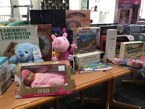 Christmas toy donation brings joy to children - Living Choice