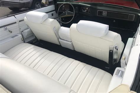 1972 OLDSMOBILE DELTA 88 ROYALE CONVERTIBLE Interior 224418