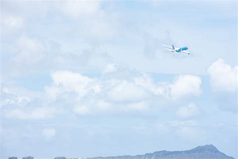 ハワイの空にanaのウミガメ帰る！ 再就航したa380型機初便の到着と折り返し出発を見てきた トラベル Watch