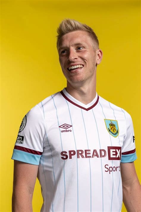 Burnley FC 2021-22 Away Kit