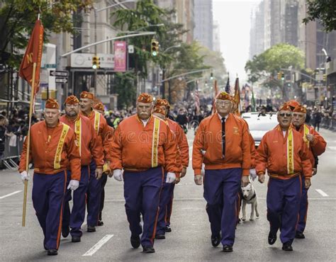 5th Ave Manhattan New York Usa November 11 2019 100th Centennial