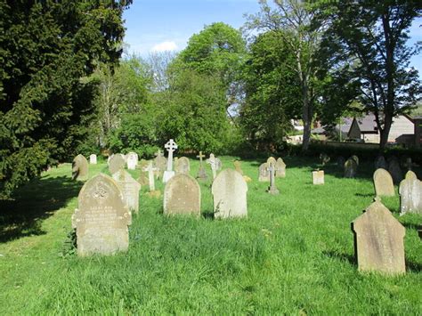 The Churchyard Ashwell © Jonathan Thacker Cc By Sa20 Geograph