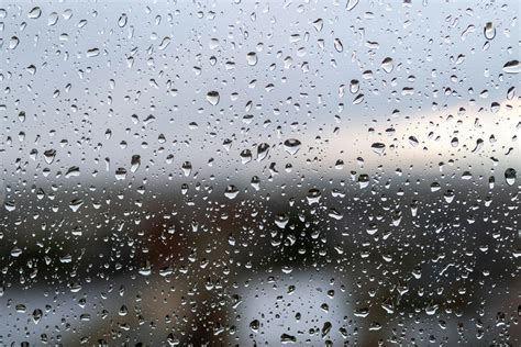 Water Droplets on Glass Panel · Free Stock Photo