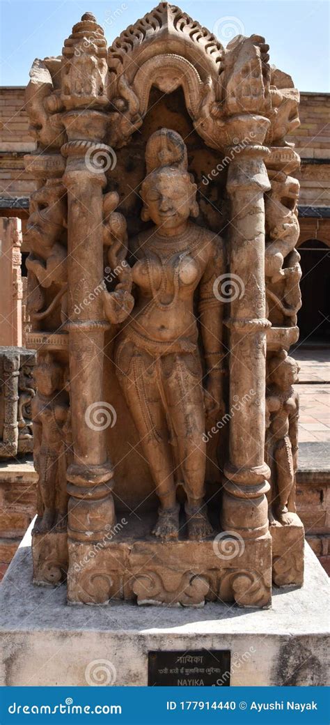 Gwalior Madhya Pradesh India March 15 2020 Sculpture Of Nayika