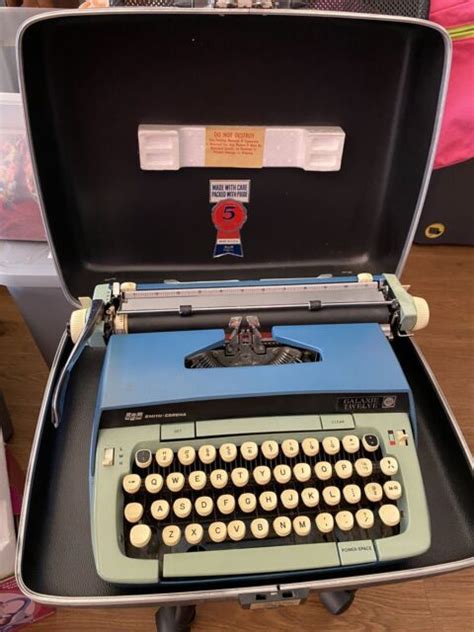 Vintage Smith Corona Portable Typewriter Ebay