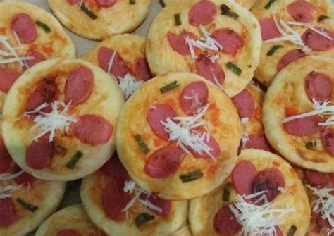 Resep Pizza Mini Oleh Nurla Cookpad