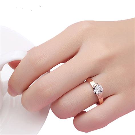 Jual Cincin Titanium Wanita Permata Satu Di Jamin Anti Karat