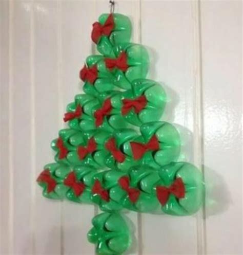 Albero Di Natale Fai Da Te Con Bottiglie Di Plastica