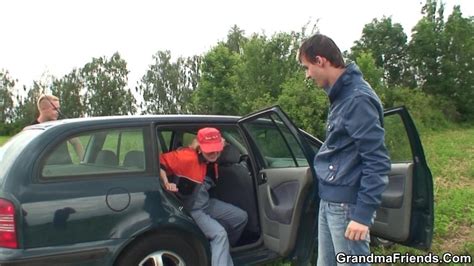 VISITING GRANDMA Porn Pictures XXX Photos Sex Images PICTOA