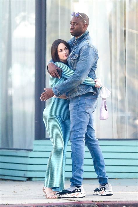 Kacey Musgraves cuddles up to new boyfriend Dr Gerald Onuoha nine ...