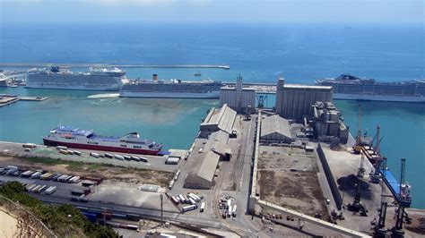 Ferry A Barcelona Información Sobre El Puerto Y Rutas